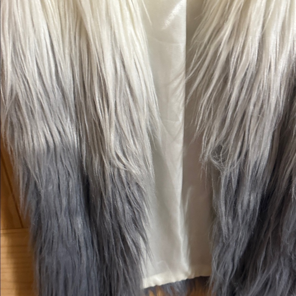 Material Girl Faux Fur Ombre Vest - Picture 5 of 6